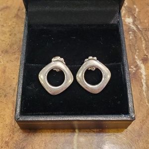 *sold* Authentic tiffany 925 sliver earrings